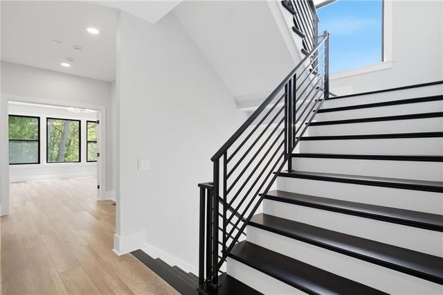 415 Westside Drive, Roswell, GA 30075