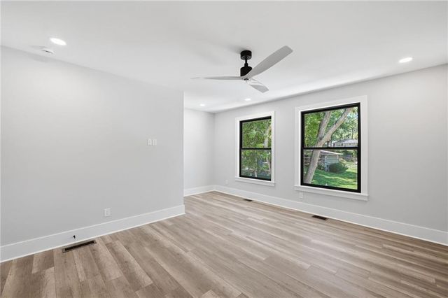 415 Westside Drive, Roswell, GA 30075