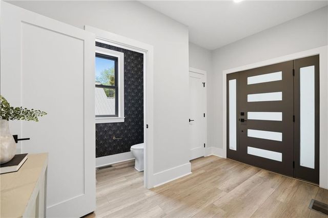 415 Westside Drive, Roswell, GA 30075