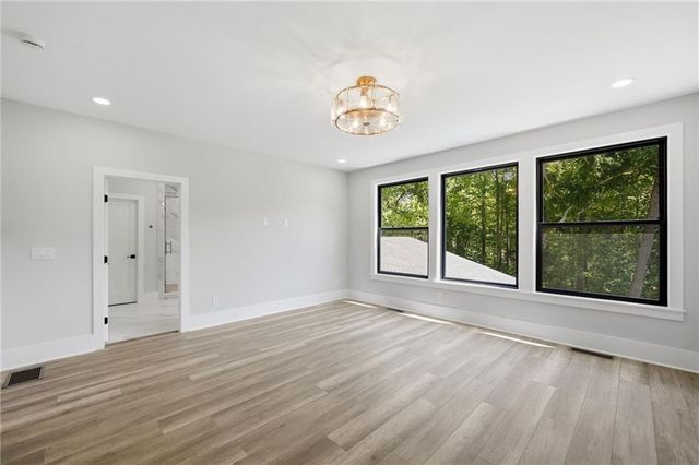 415 Westside Drive, Roswell, GA 30075