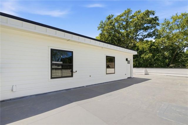 415 Westside Drive, Roswell, GA 30075