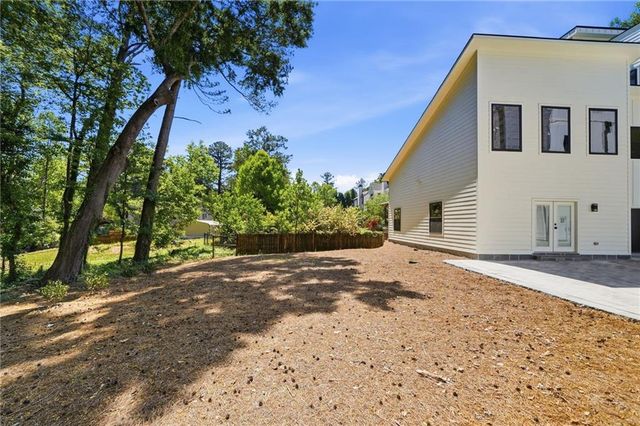 415 Westside Drive, Roswell, GA 30075