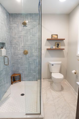 8249 Morgan Avenue S, Bloomington, MN 55431