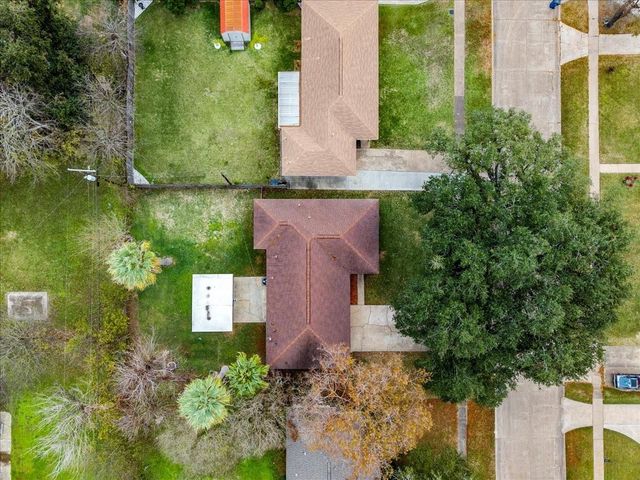 516 23rd Avenue N, Texas City, TX 77590