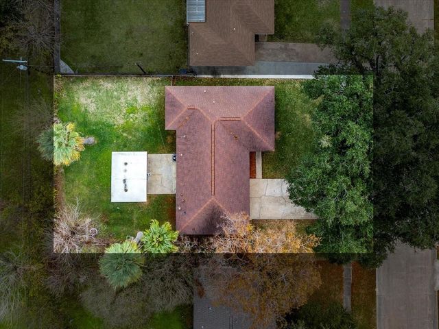 516 23rd Avenue N, Texas City, TX 77590