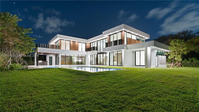 6920 SW 124th St, Pinecrest, FL 33156