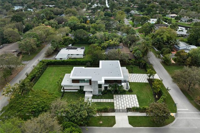 6920 SW 124th St, Pinecrest, FL 33156