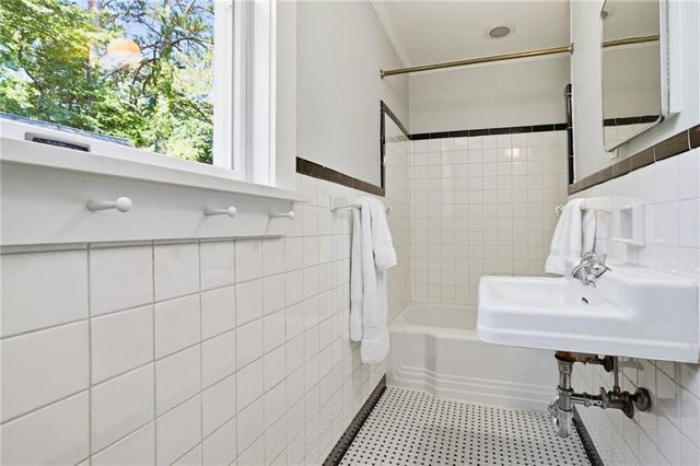 1764 Meadowdale Avenue NE, Atlanta, GA 30306