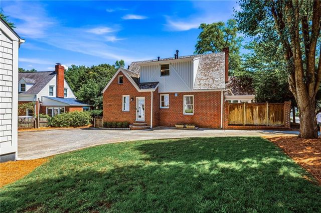 1764 Meadowdale Avenue NE, Atlanta, GA 30306