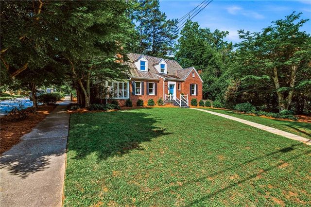 1764 Meadowdale Avenue NE, Atlanta, GA 30306