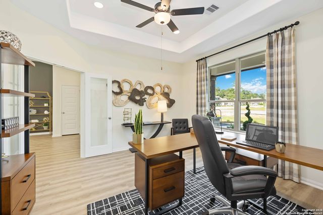 1586 Vista View Drive, Pleasanton, TX 78064