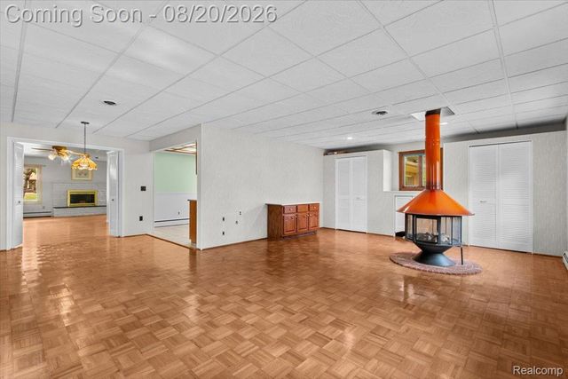5860 Wright Drive, Troy, MI 48098