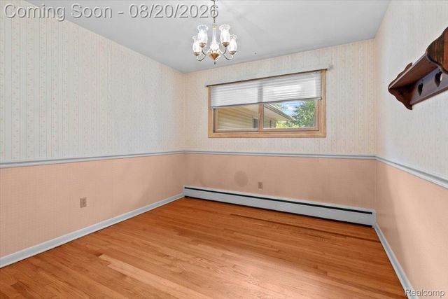 5860 Wright Drive, Troy, MI 48098