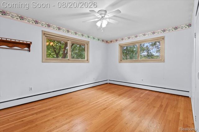 5860 Wright Drive, Troy, MI 48098