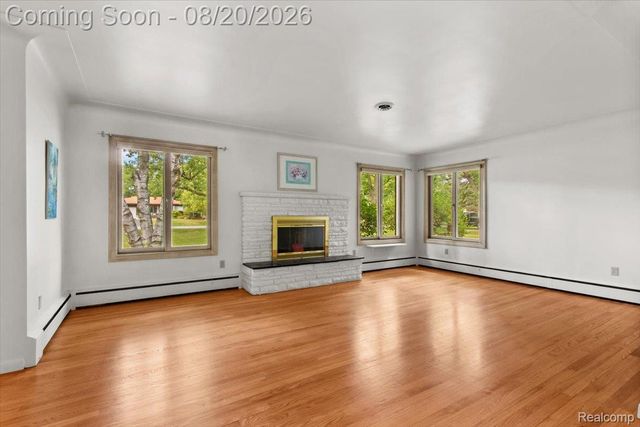 5860 Wright Drive, Troy, MI 48098