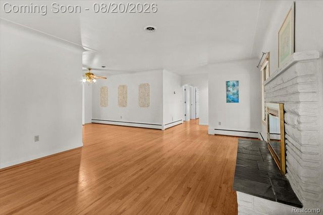 5860 Wright Drive, Troy, MI 48098