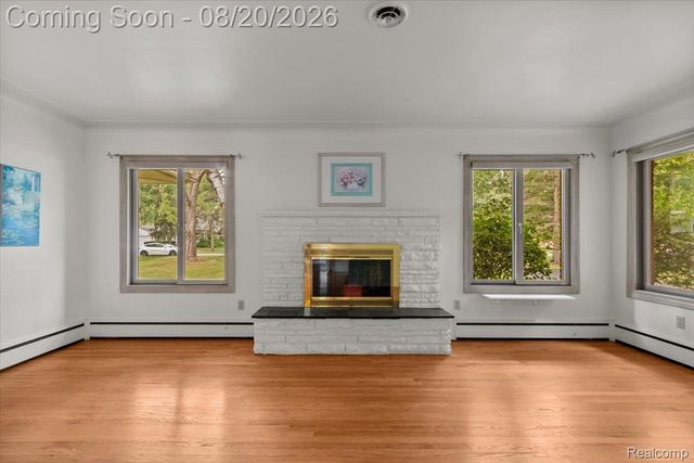 5860 Wright Drive, Troy, MI 48098