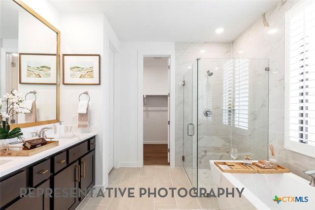 229 Rightfield Drive, Liberty Hill, TX 78642