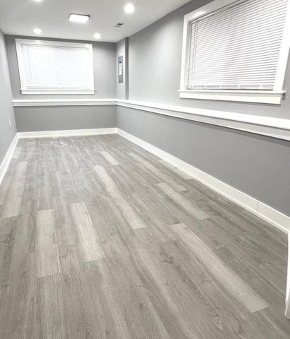 9339 S Burnside Avenue, Chicago, IL 60619