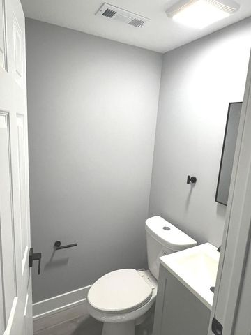 9339 S Burnside Avenue, Chicago, IL 60619