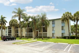 1112 Green Pine Boulevard G1, West Palm Beach, FL 33409