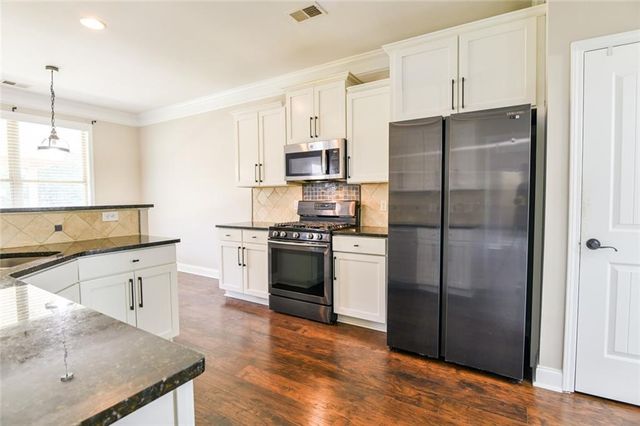 407 Arbor Lane, Loganville, GA 30052