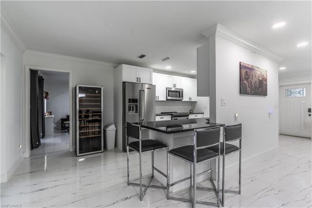 3096 52nd ST SW, Naples, FL 34116