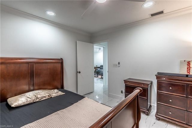 3096 52nd ST SW, Naples, FL 34116