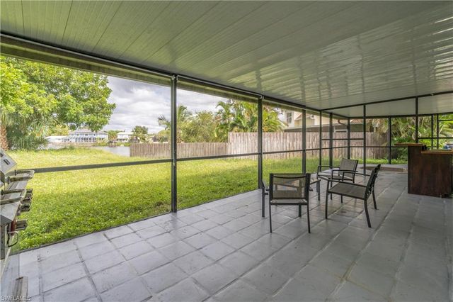 3096 52nd ST SW, Naples, FL 34116