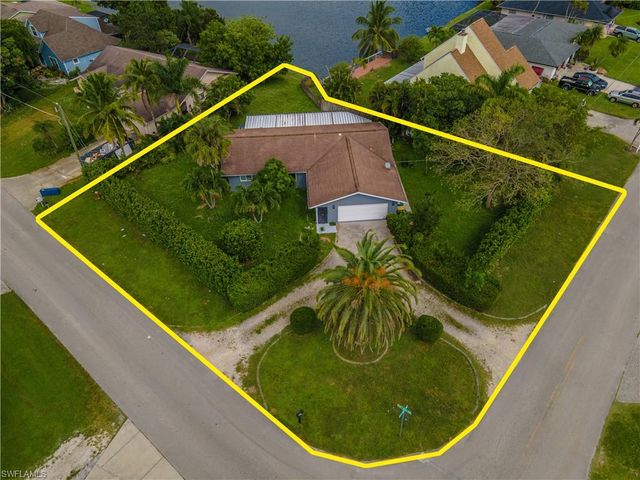 3096 52nd ST SW, Naples, FL 34116