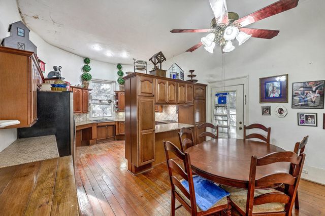 108 NW Railroad Avenue, Saint George, SC 29477