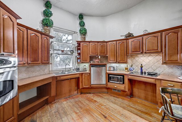 108 NW Railroad Avenue, Saint George, SC 29477