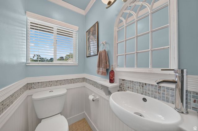 1669 E 8685 S, Sandy, UT 84093