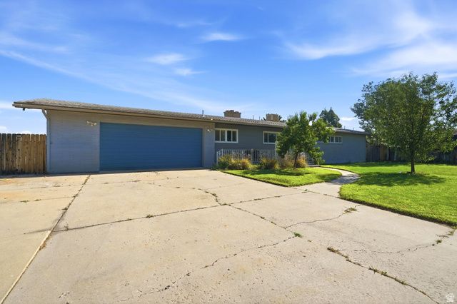 1669 E 8685 S, Sandy, UT 84093