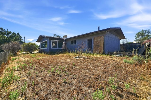 1669 E 8685 S, Sandy, UT 84093