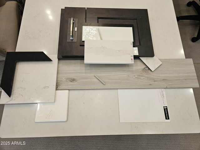 1120 E PEACH TREE Drive, Chandler, AZ 85249