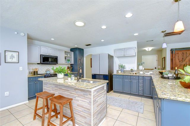1291 RALEIGH COURT, Tarpon Springs, FL 34689