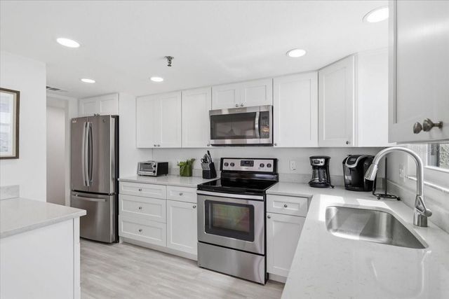 15400 GULF BLVD 501, Madeira Beach, FL 33708