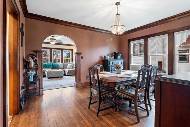 929 MERRITT AVENUE, Oshkosh, WI 54901