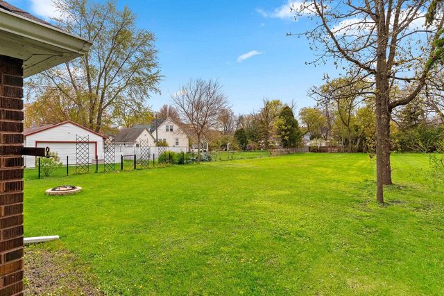 929 MERRITT AVENUE, Oshkosh, WI 54901