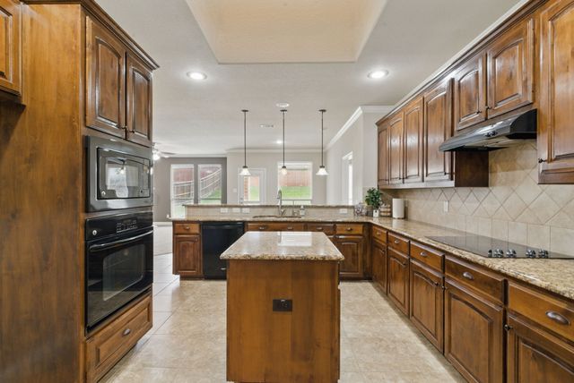 1553 Salado Trail, Weatherford, TX 76087