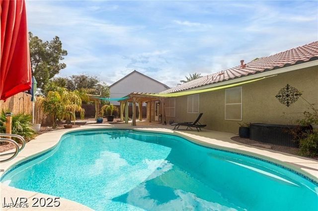 10058 Saint Augustine Street, Las Vegas, NV 89183