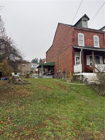 1727 2nd St, South Connellsville, PA 15425