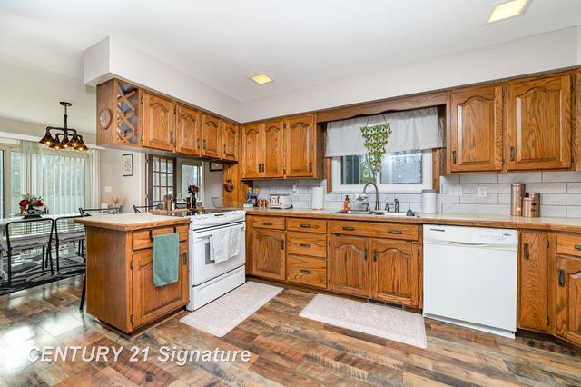 7430 3 Mile Road, Bay City, MI 48706