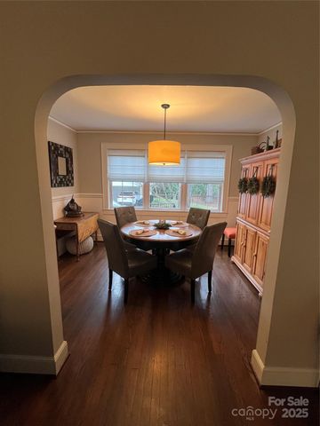 445 E Cannon Avenue, Albemarle, NC 28001