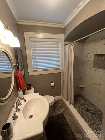 445 E Cannon Avenue, Albemarle, NC 28001