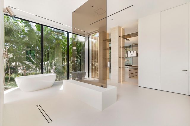 35 Spoonbill Road, Manalapan, FL 33462