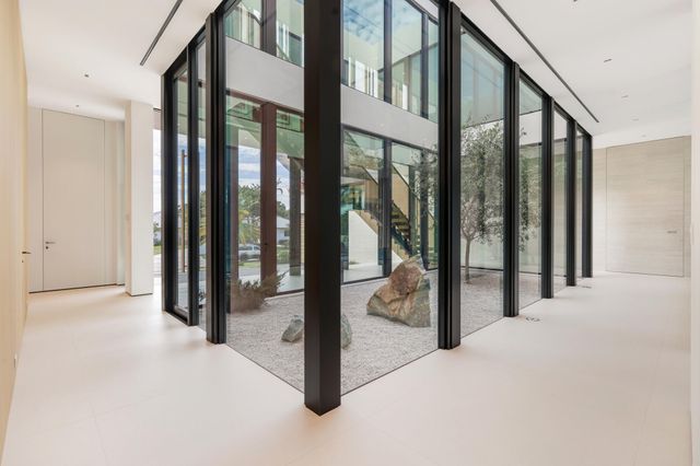 35 Spoonbill Road, Manalapan, FL 33462