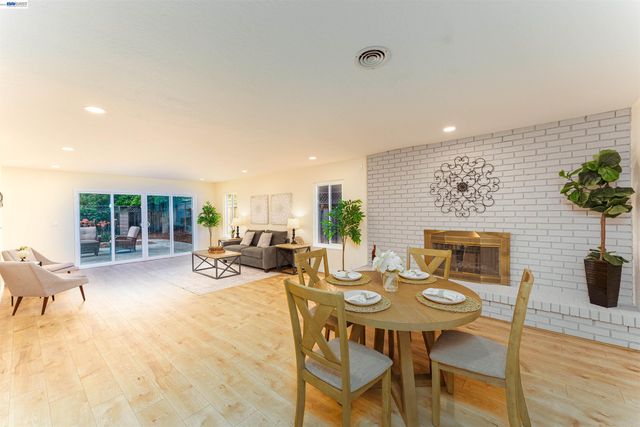 41287 Mahoney St, Fremont, CA 94538