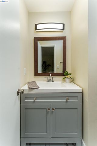 41287 Mahoney St, Fremont, CA 94538